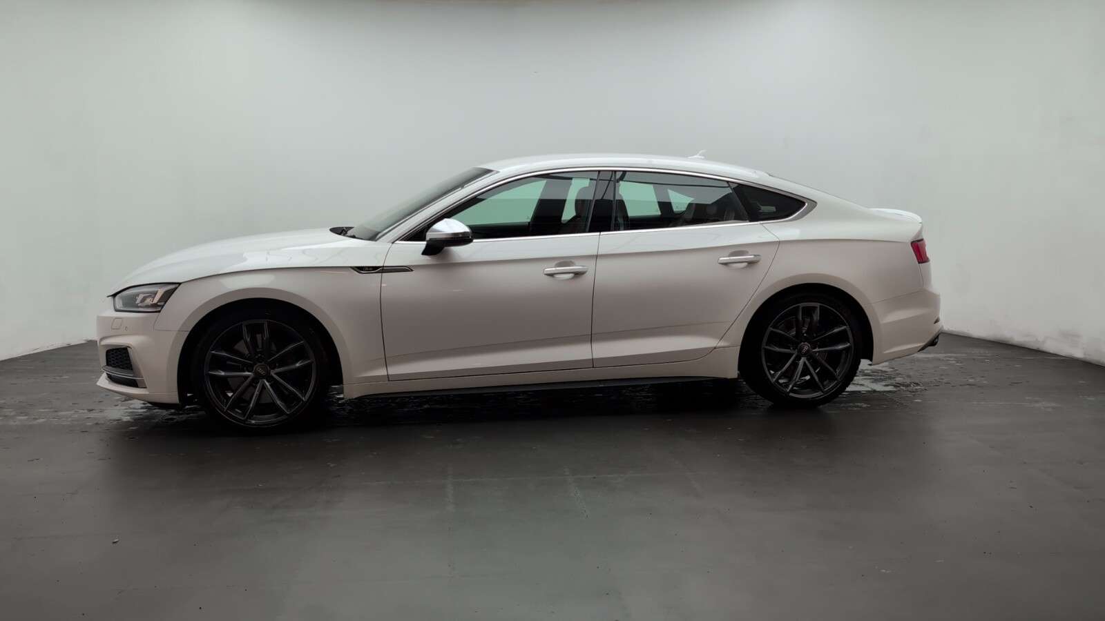 2017 AUDI S5 2017 AUDI S5