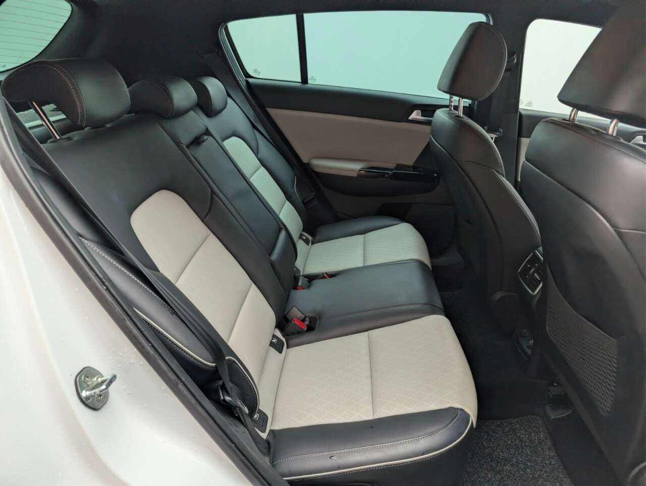 2021 KIA SPORTAGE 2021 KIA SPORTAGE