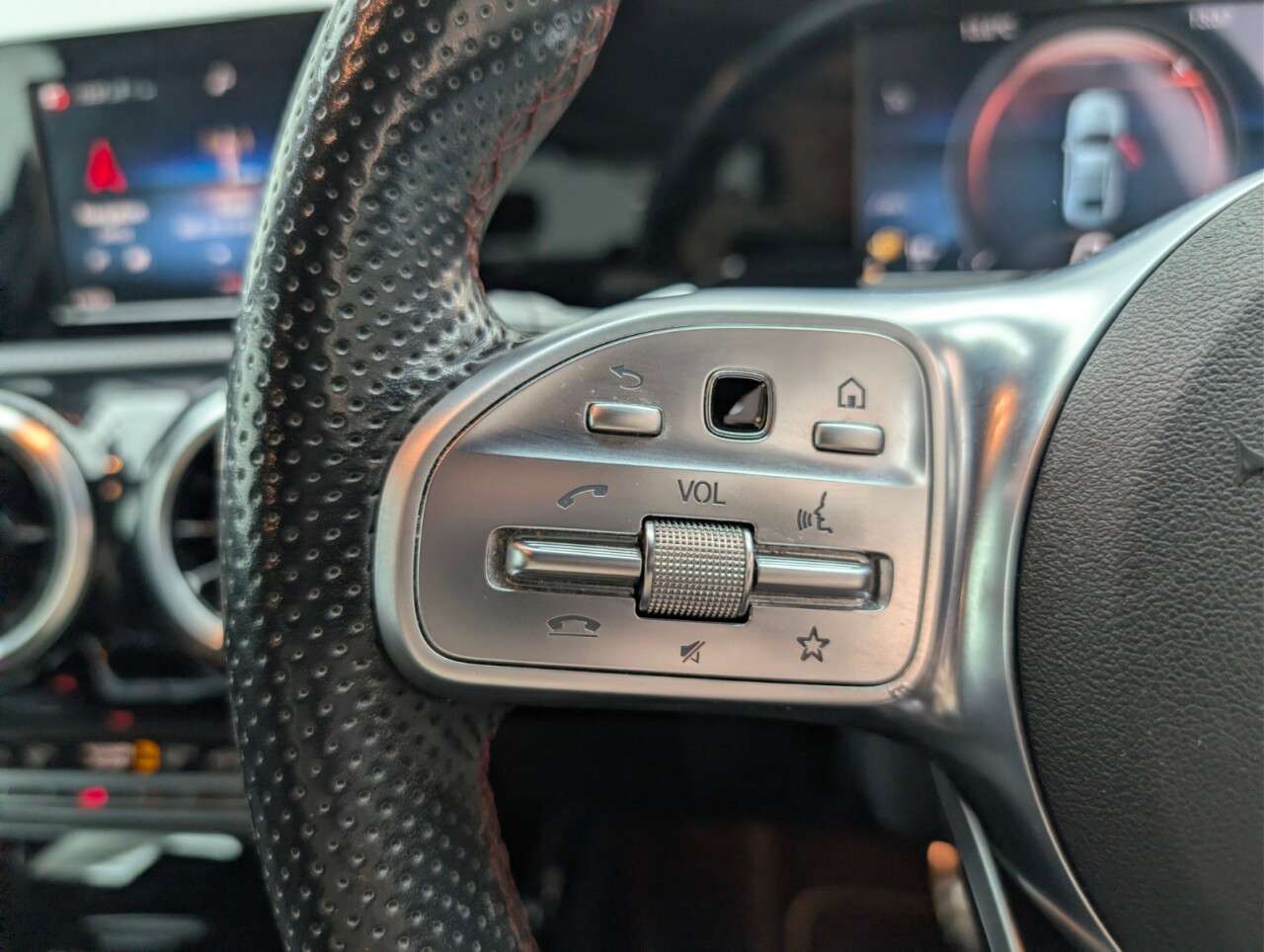 2020 MERCEDES-BENZ A CLASS 2020 MERCEDES-BENZ A CLASS