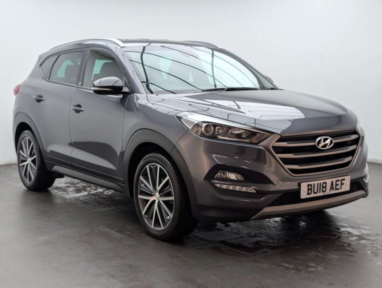 A 2018 HYUNDAI TUCSON 1.6 T-GDi GO! SE SUV 5dr Petrol DCT Euro 6 (177 ps) NAVIGATION+CRUISE CONTR A 2018 HYUNDAI TUCSON 1.6 T-GDi GO! SE SUV 5dr Petrol DCT Euro 6 (177 ps) NAVIGATION+CRUISE CONTR