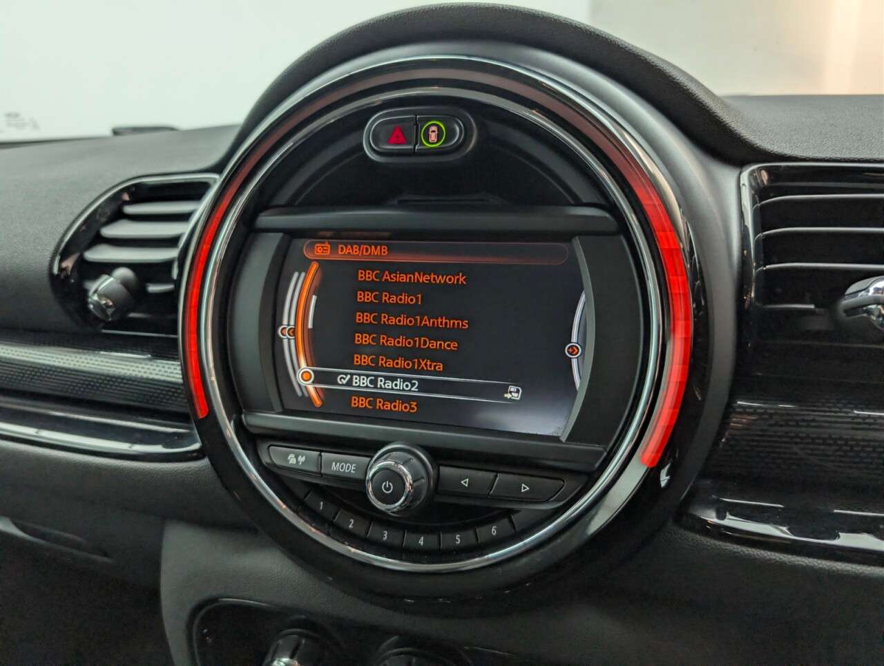 2017 MINI CLUBMAN 2017 MINI CLUBMAN