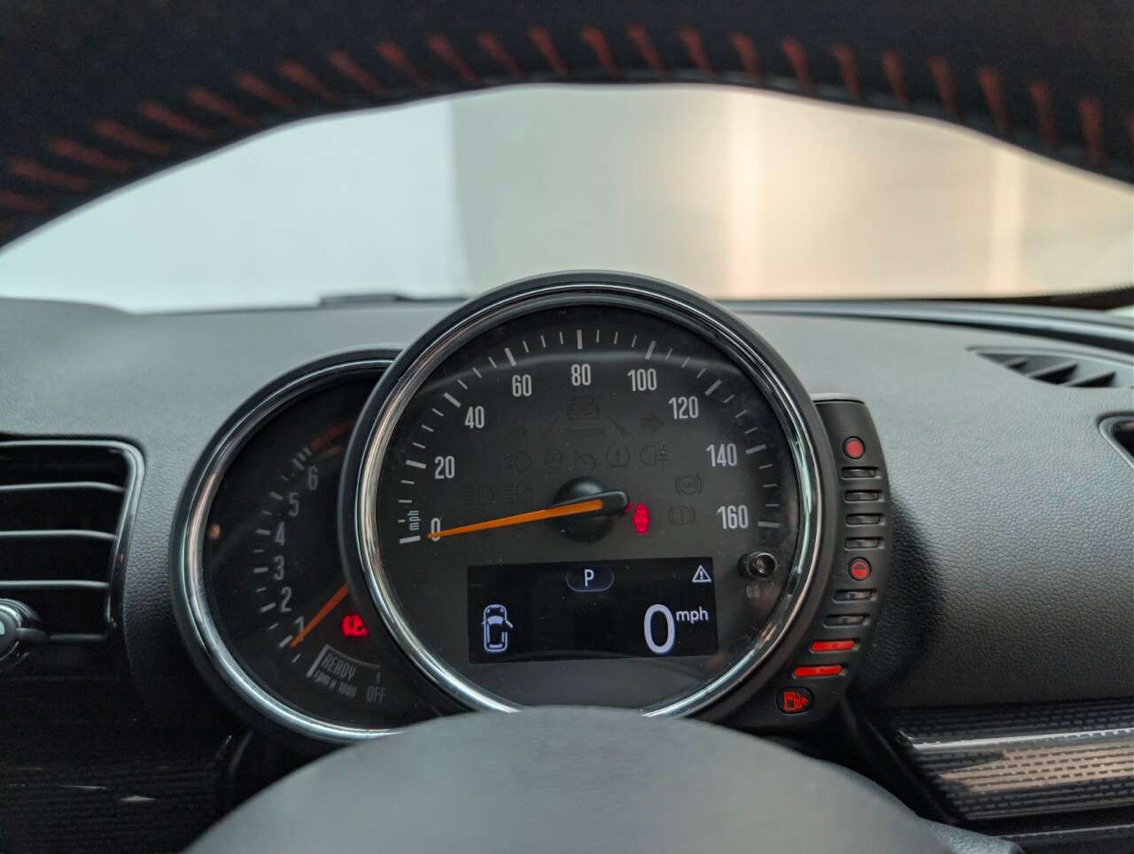 2017 MINI CLUBMAN 2017 MINI CLUBMAN