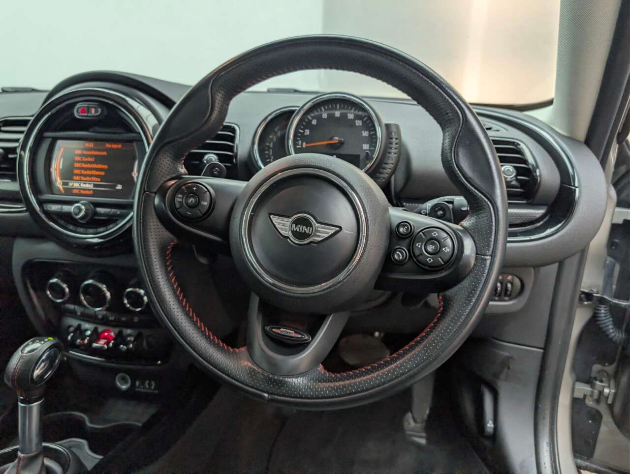 2017 MINI CLUBMAN 2017 MINI CLUBMAN