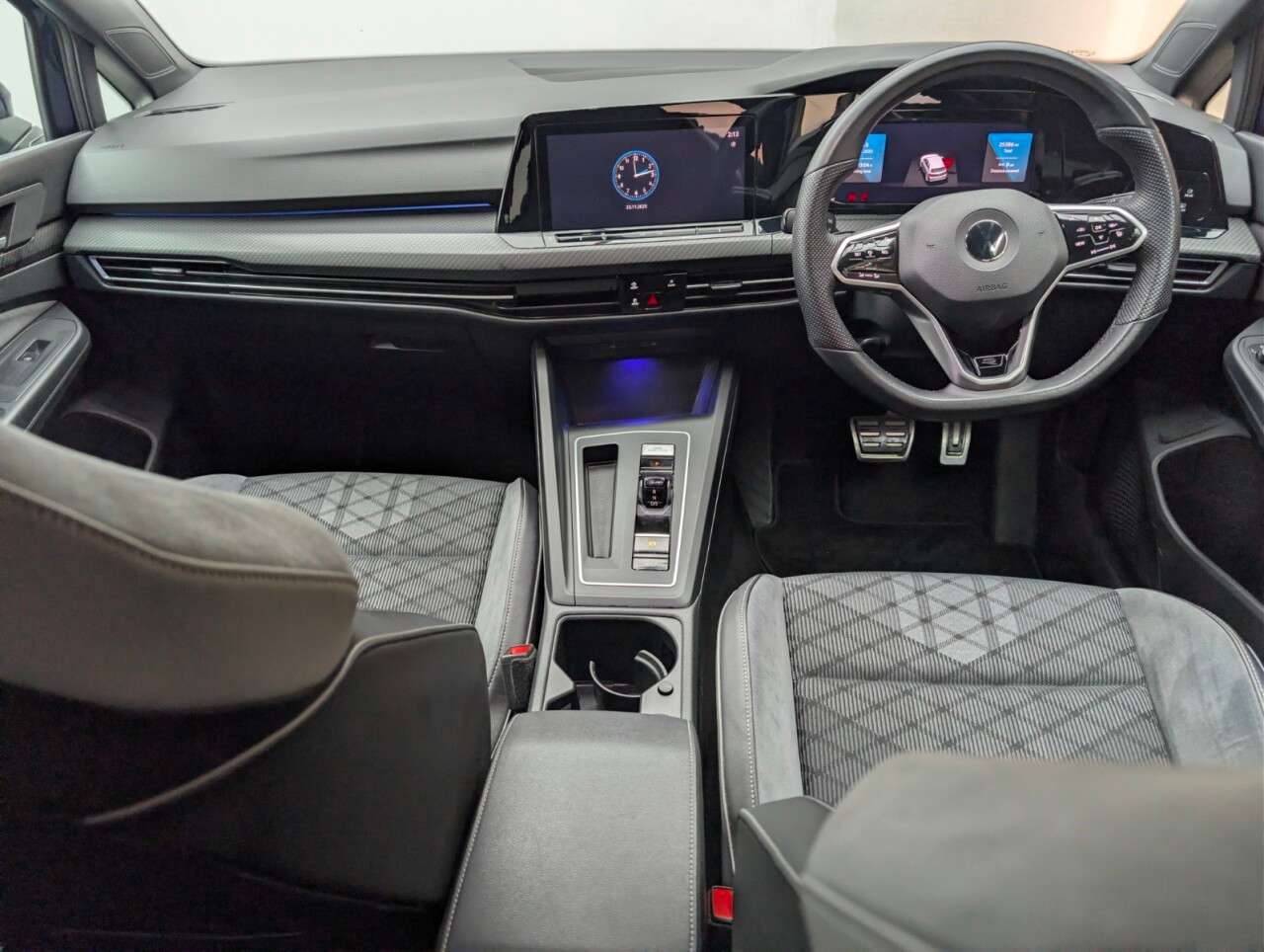 2020 VOLKSWAGEN GOLF 2020 VOLKSWAGEN GOLF