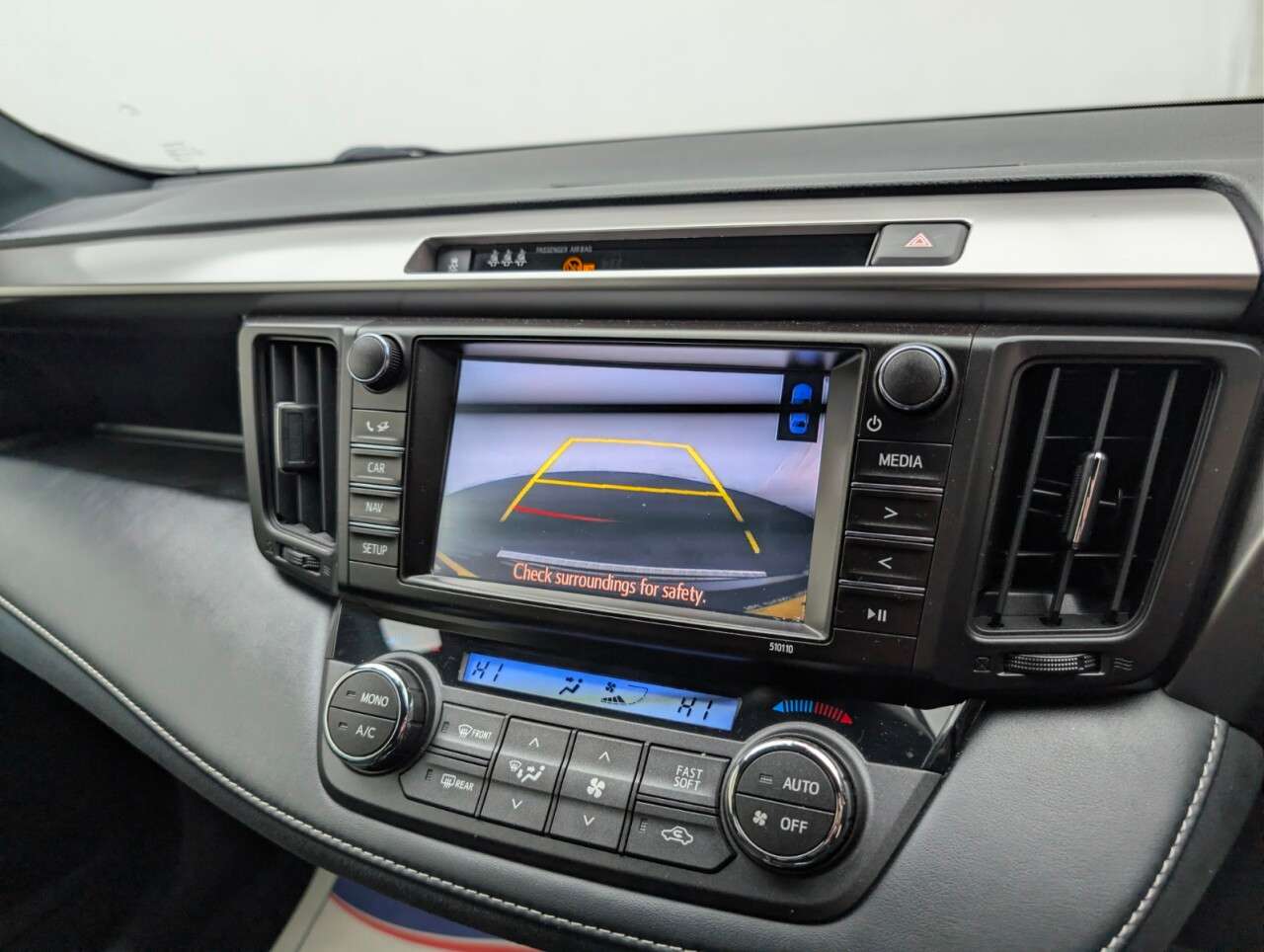 2018 TOYOTA RAV4 2018 TOYOTA RAV4