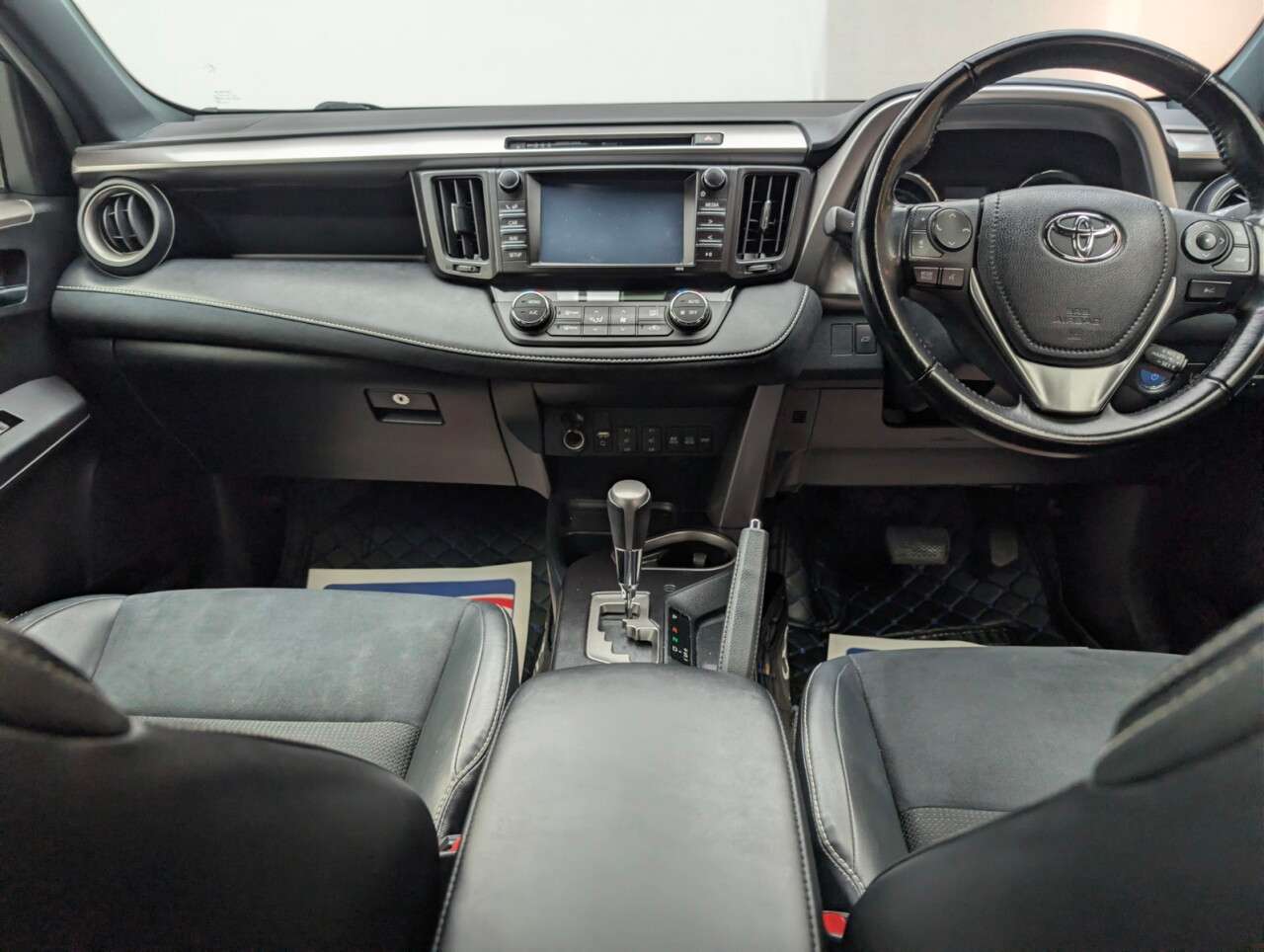 2018 TOYOTA RAV4 2018 TOYOTA RAV4