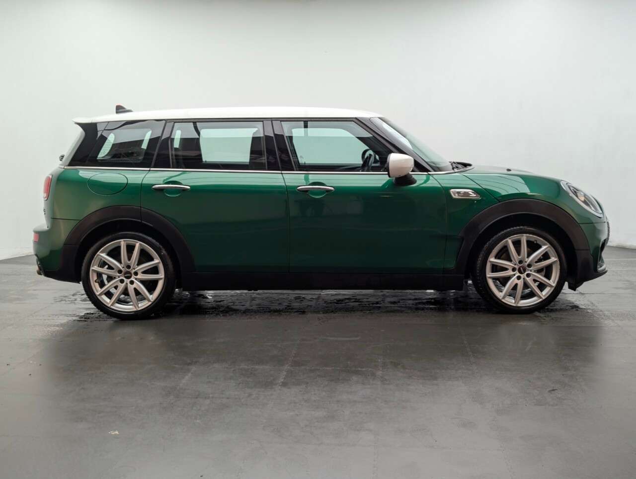 2020 MINI CLUBMAN 2020 MINI CLUBMAN