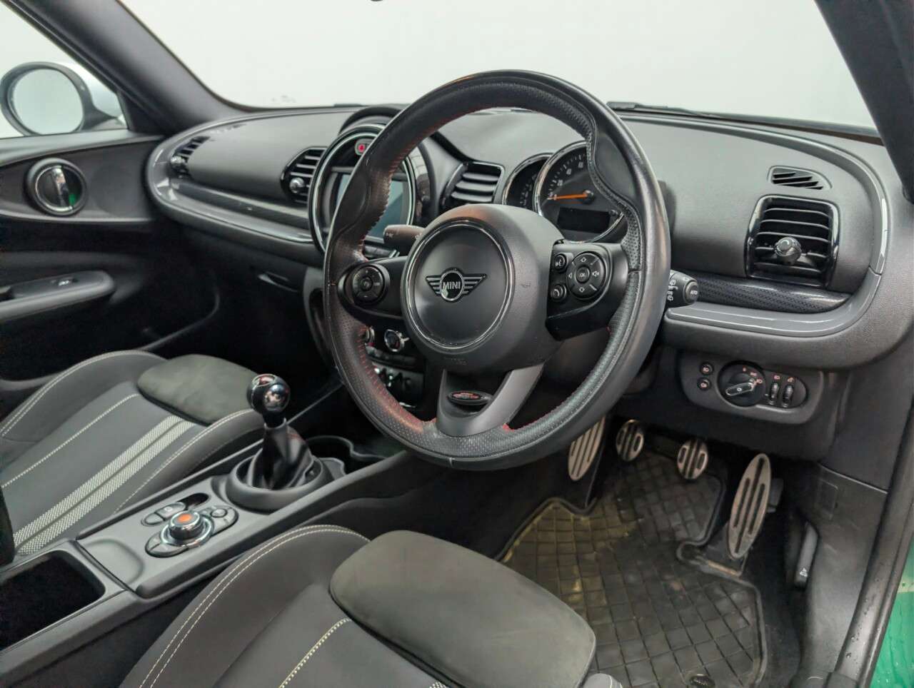 2020 MINI CLUBMAN 2020 MINI CLUBMAN