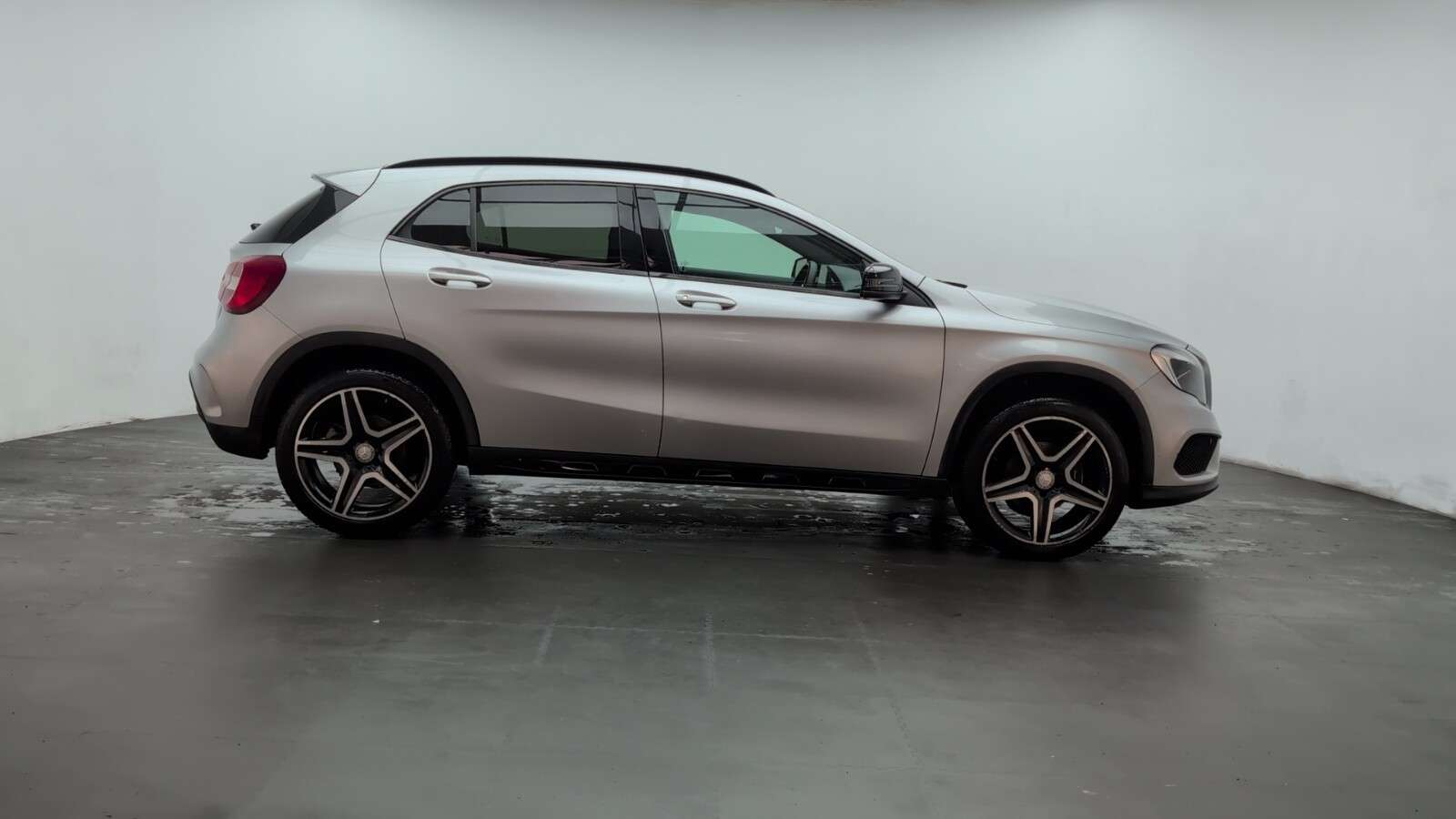 2016 MERCEDES-BENZ 180 2016 MERCEDES-BENZ 180