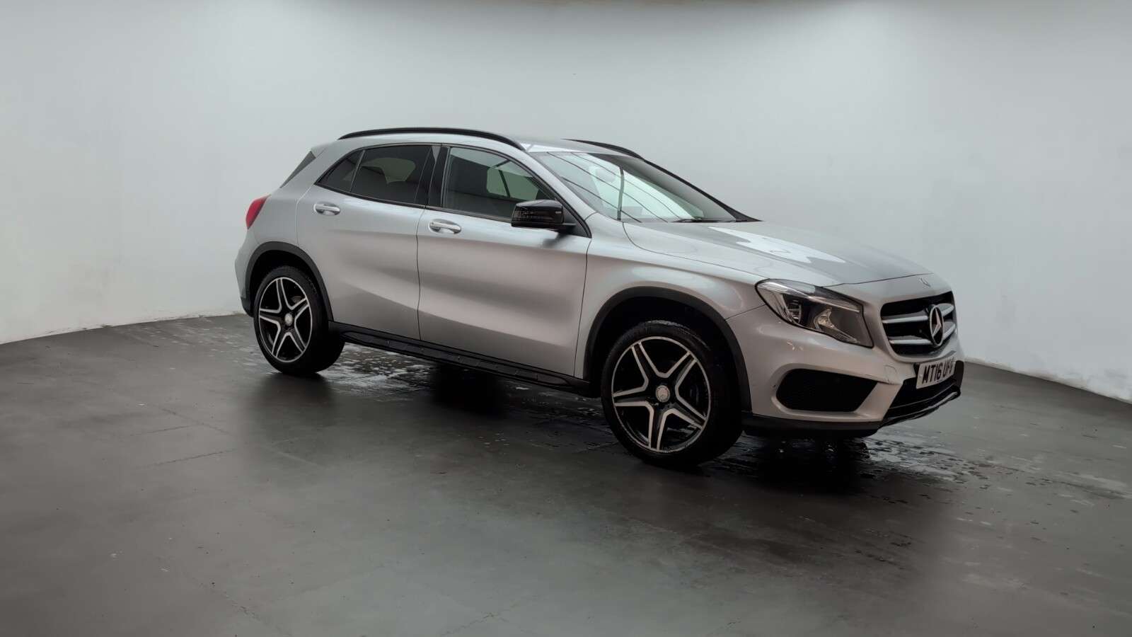 2016 MERCEDES-BENZ 180 2016 MERCEDES-BENZ 180