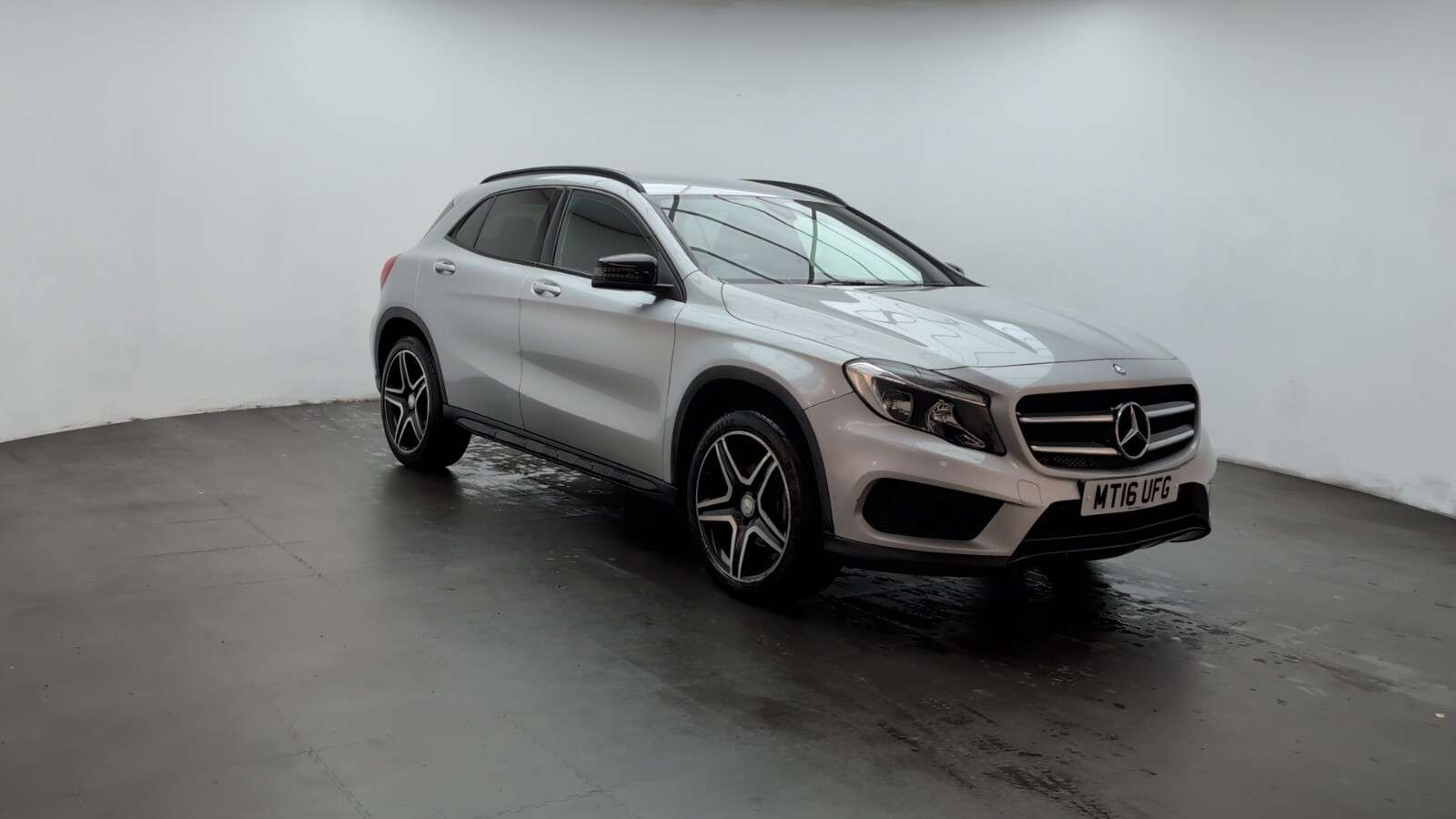 2016 MERCEDES-BENZ 180 2016 MERCEDES-BENZ 180