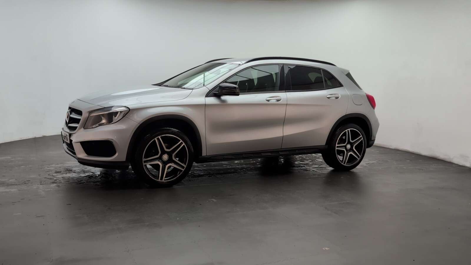 2016 MERCEDES-BENZ 180 2016 MERCEDES-BENZ 180