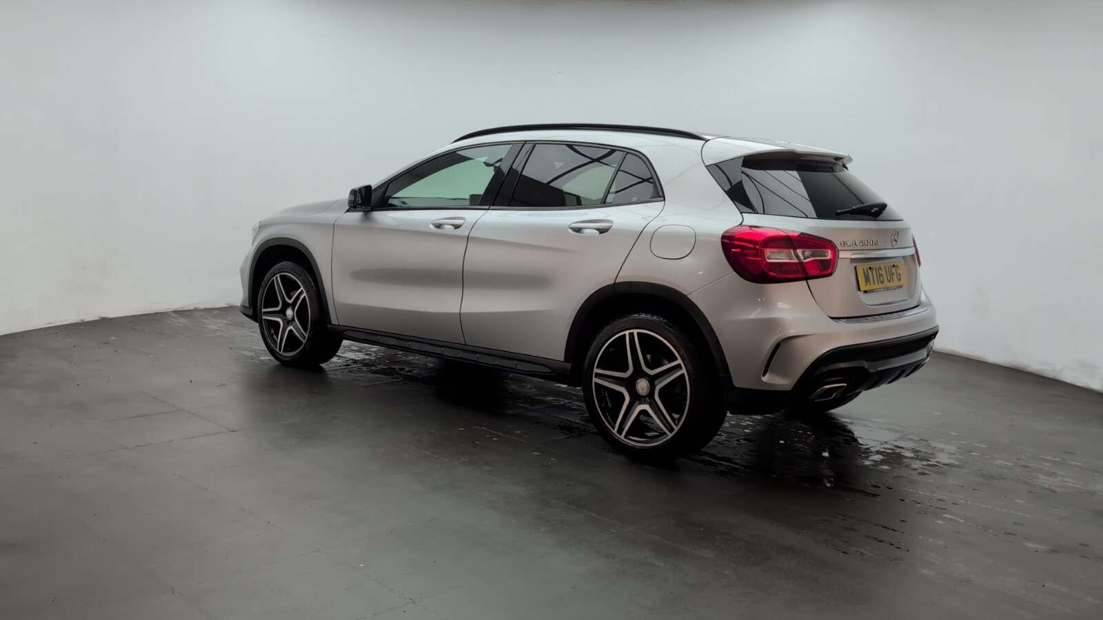 2016 MERCEDES-BENZ 180 2016 MERCEDES-BENZ 180