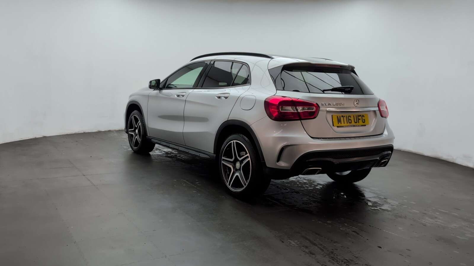 2016 MERCEDES-BENZ 180 2016 MERCEDES-BENZ 180