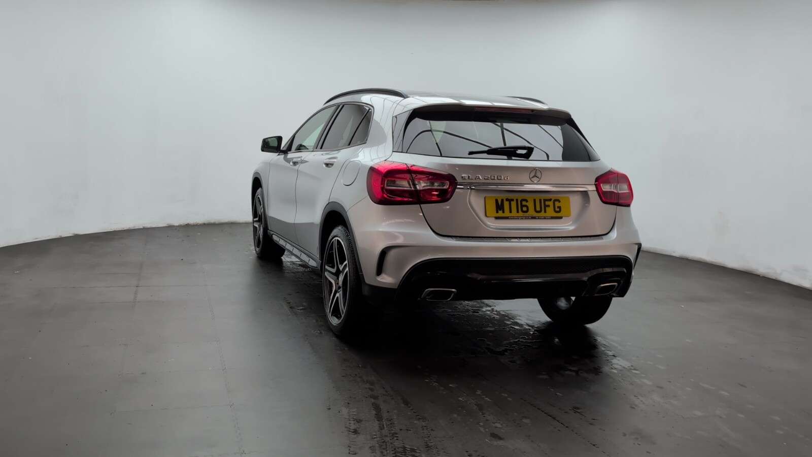 2016 MERCEDES-BENZ 180 2016 MERCEDES-BENZ 180