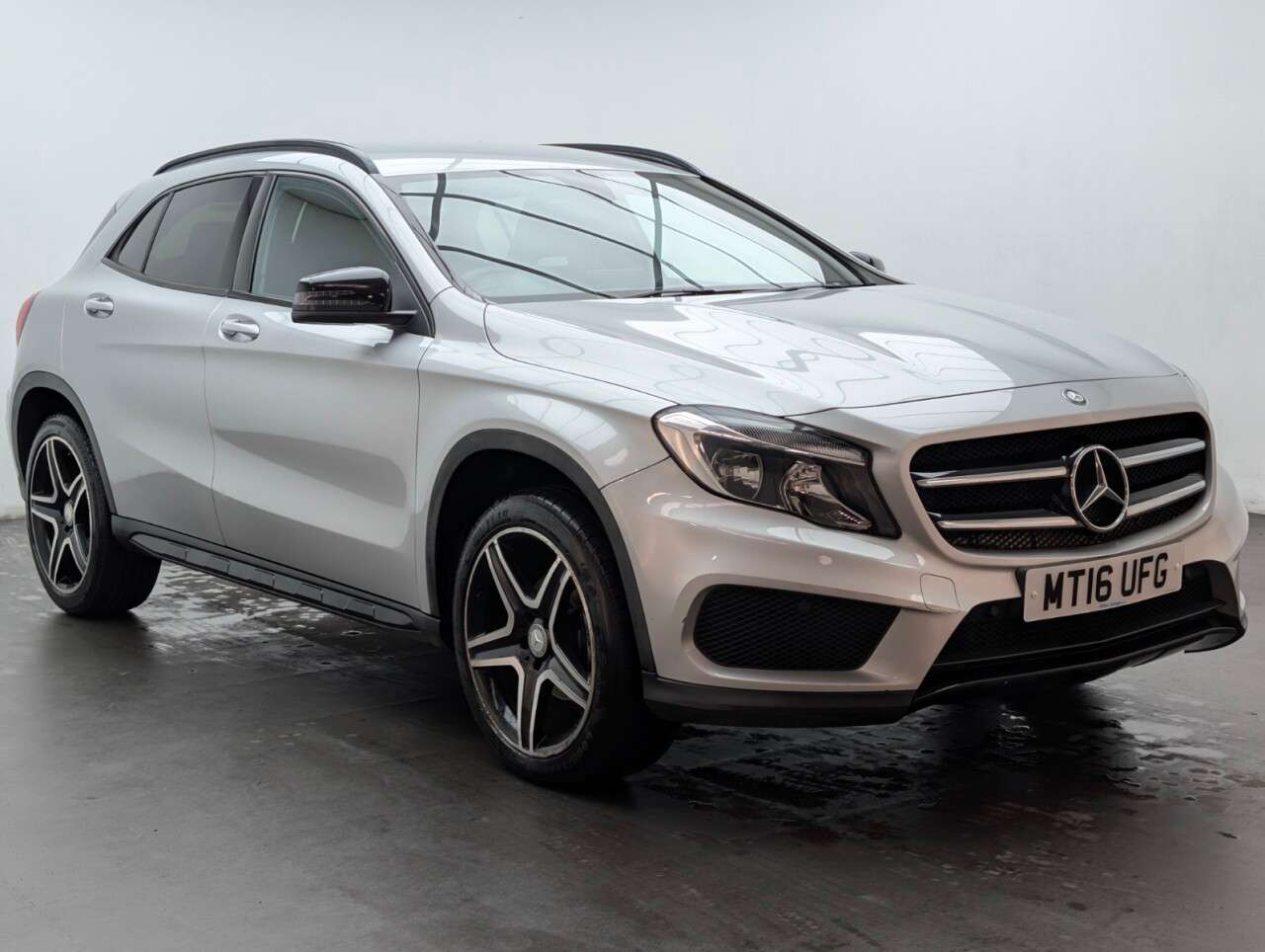 2016 MERCEDES-BENZ 180 2016 MERCEDES-BENZ 180