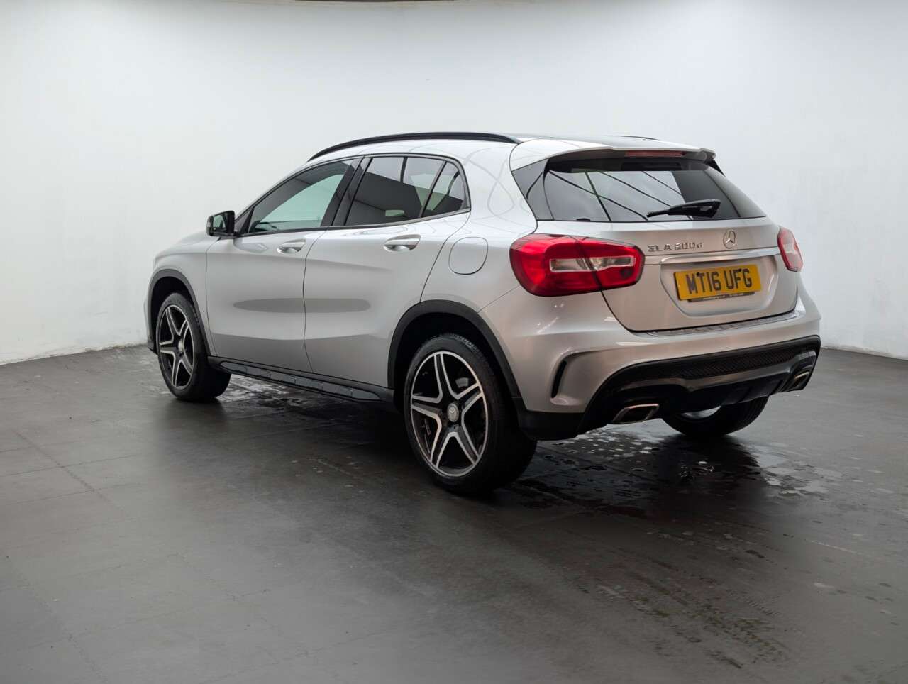 2016 MERCEDES-BENZ 180 2016 MERCEDES-BENZ 180