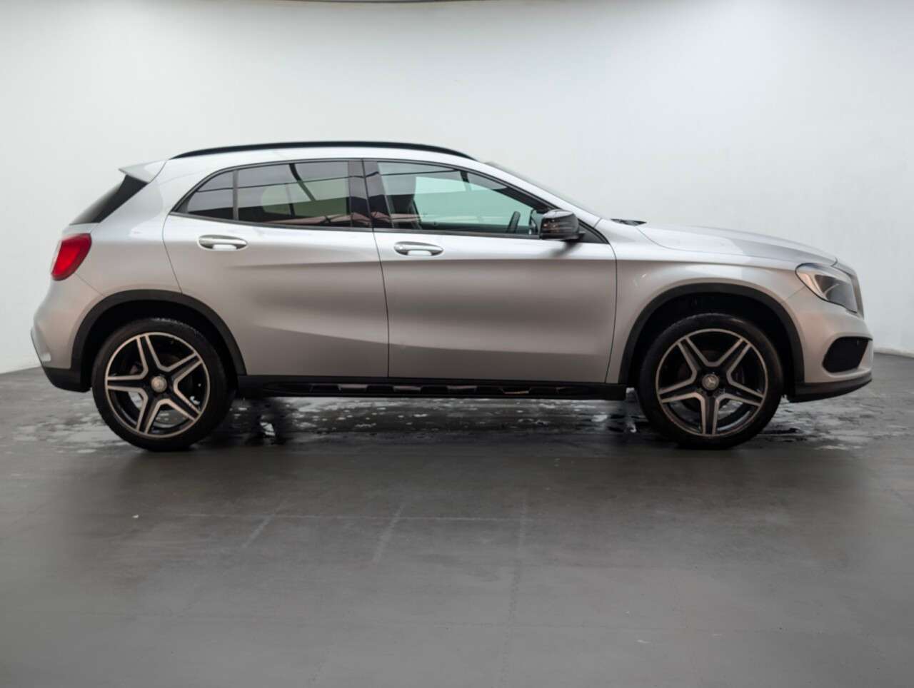 2016 MERCEDES-BENZ 180 2016 MERCEDES-BENZ 180