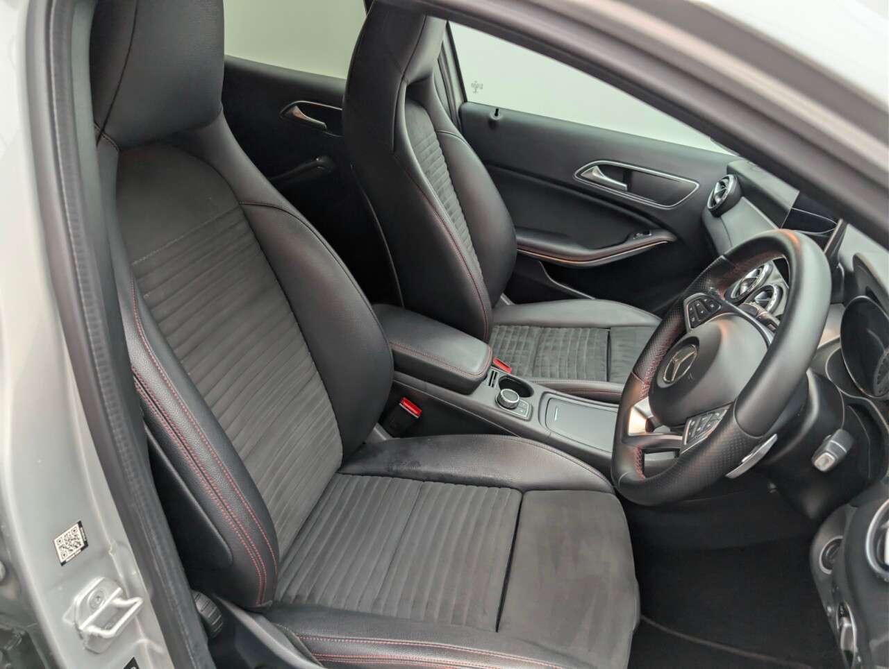 2016 MERCEDES-BENZ 180 2016 MERCEDES-BENZ 180