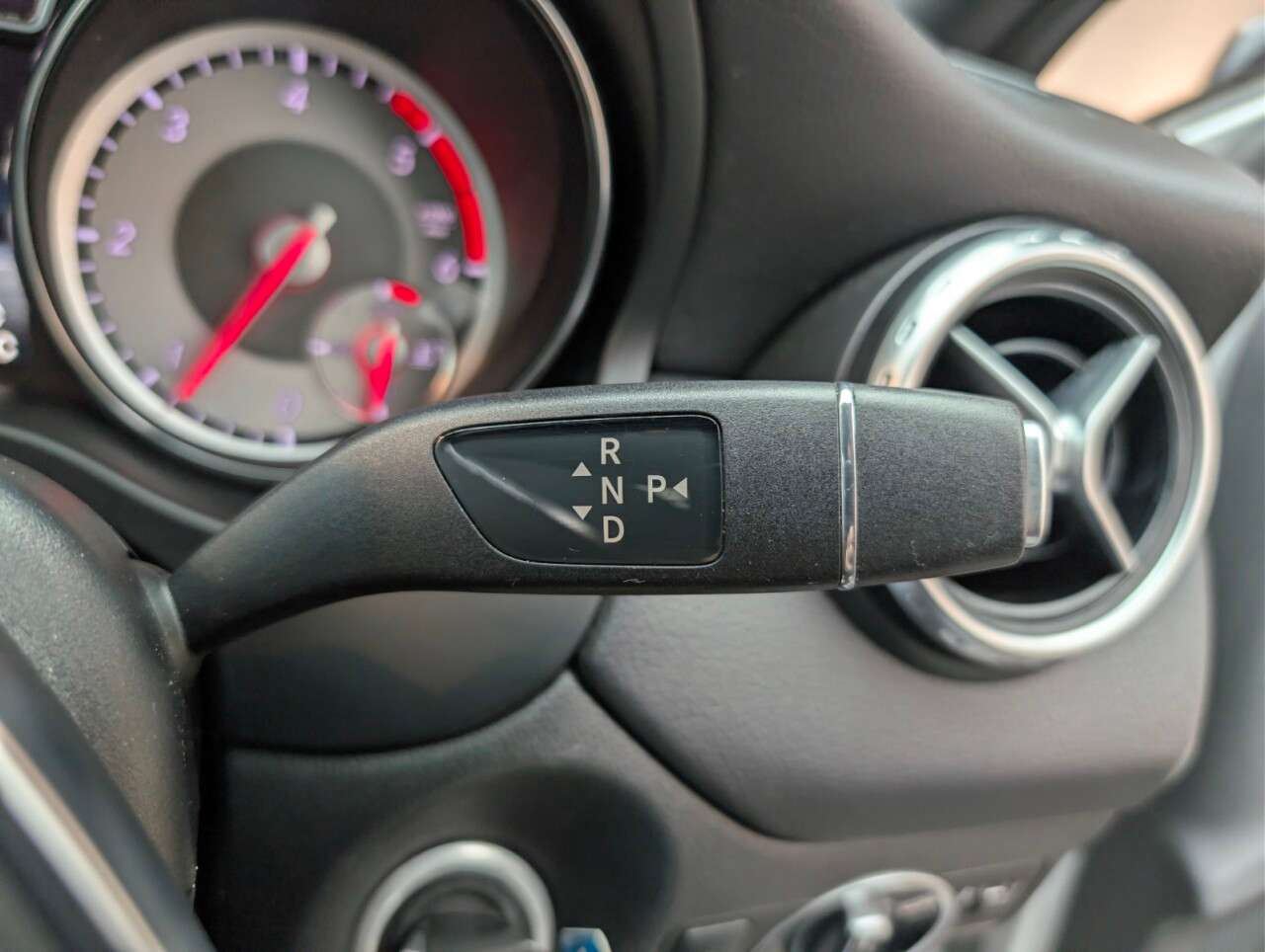 2016 MERCEDES-BENZ 180 2016 MERCEDES-BENZ 180