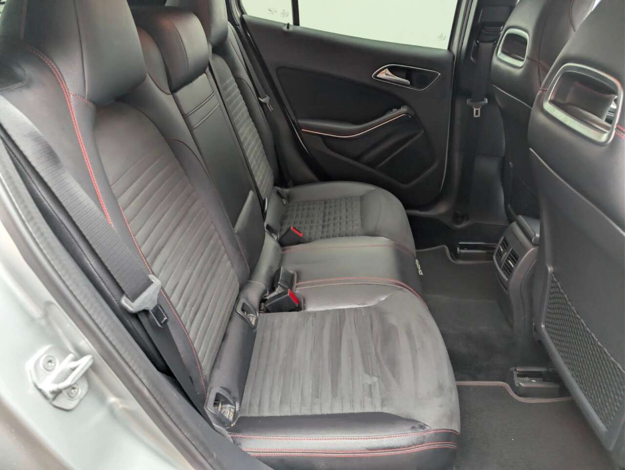 2016 MERCEDES-BENZ 180 2016 MERCEDES-BENZ 180