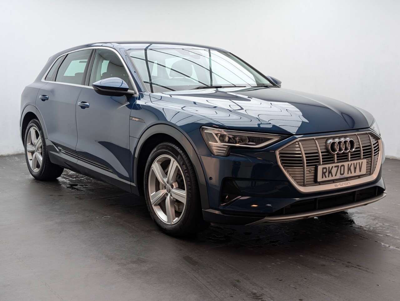 2020 AUDI E-TRON 2020 AUDI E-TRON