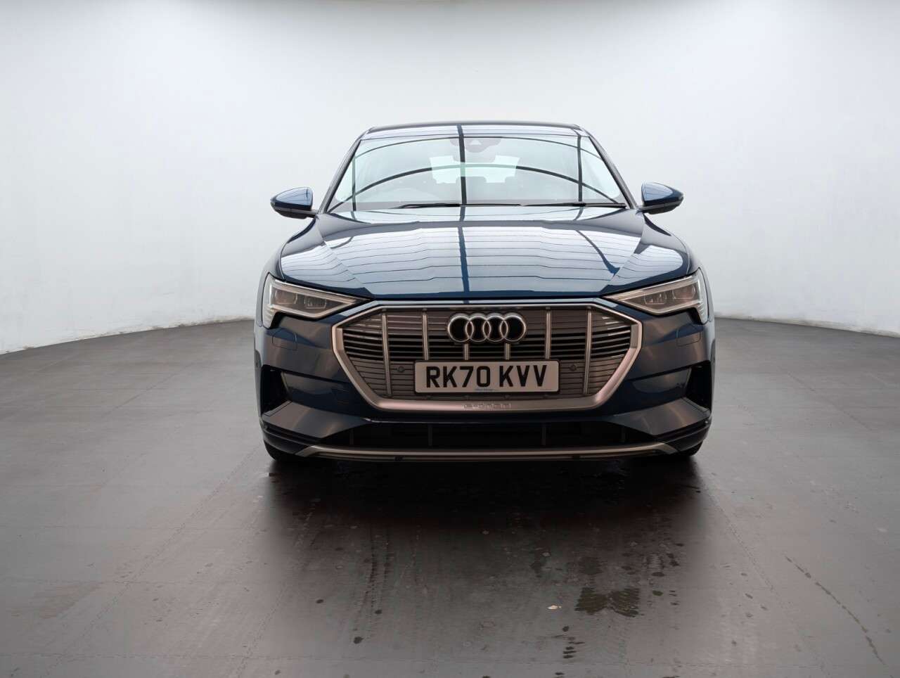 2020 AUDI E-TRON 2020 AUDI E-TRON