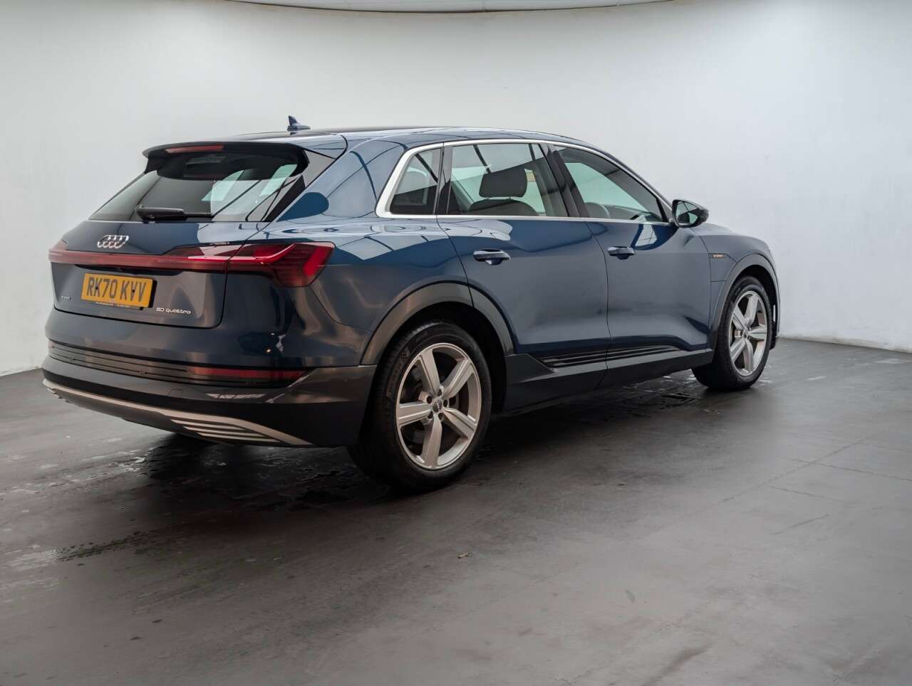 2020 AUDI E-TRON 2020 AUDI E-TRON