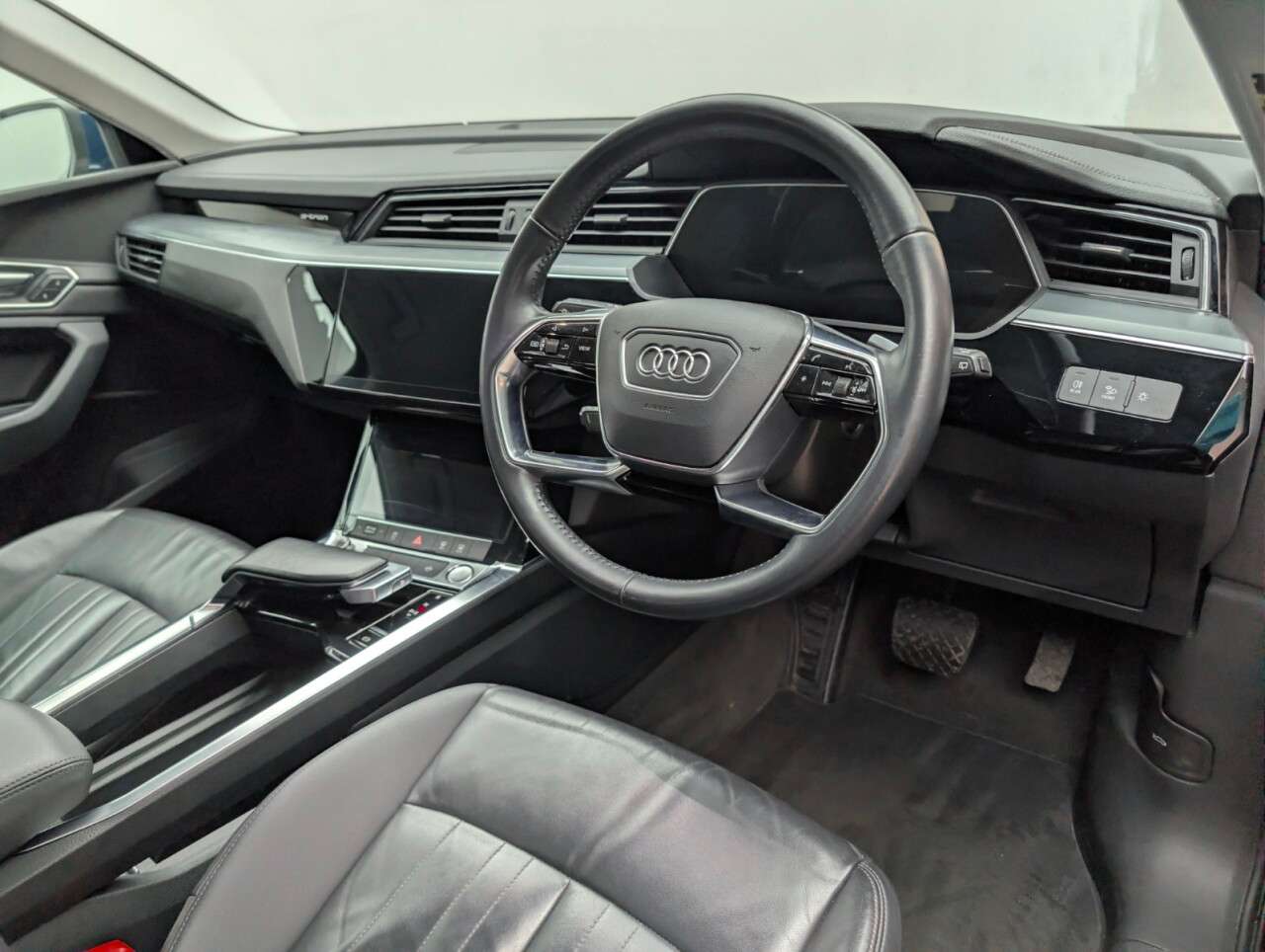 2020 AUDI E-TRON 2020 AUDI E-TRON