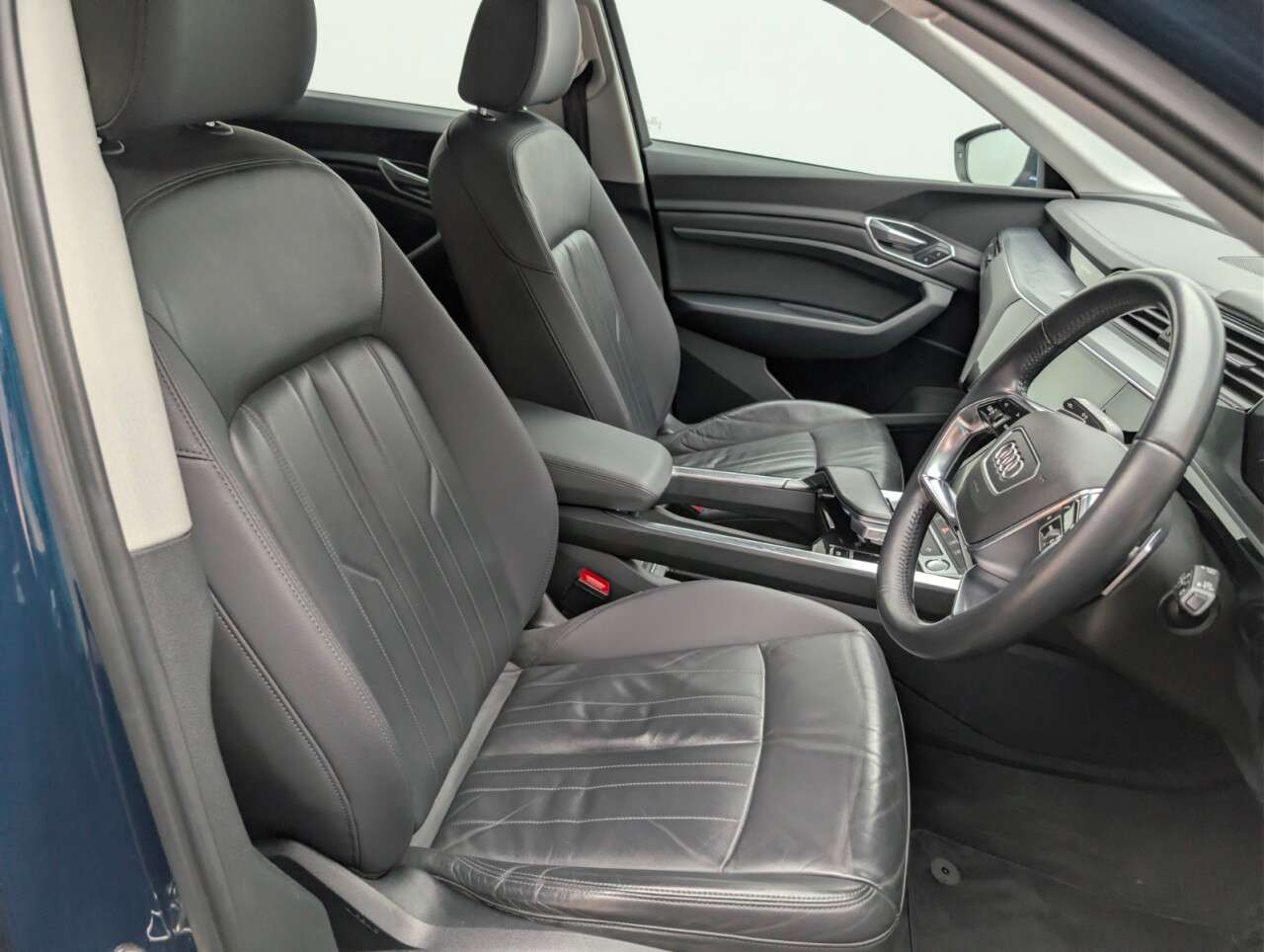 2020 AUDI E-TRON 2020 AUDI E-TRON