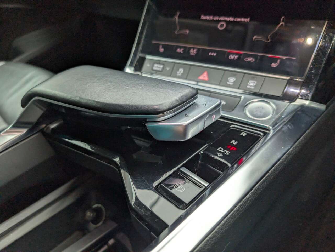 2020 AUDI E-TRON 2020 AUDI E-TRON