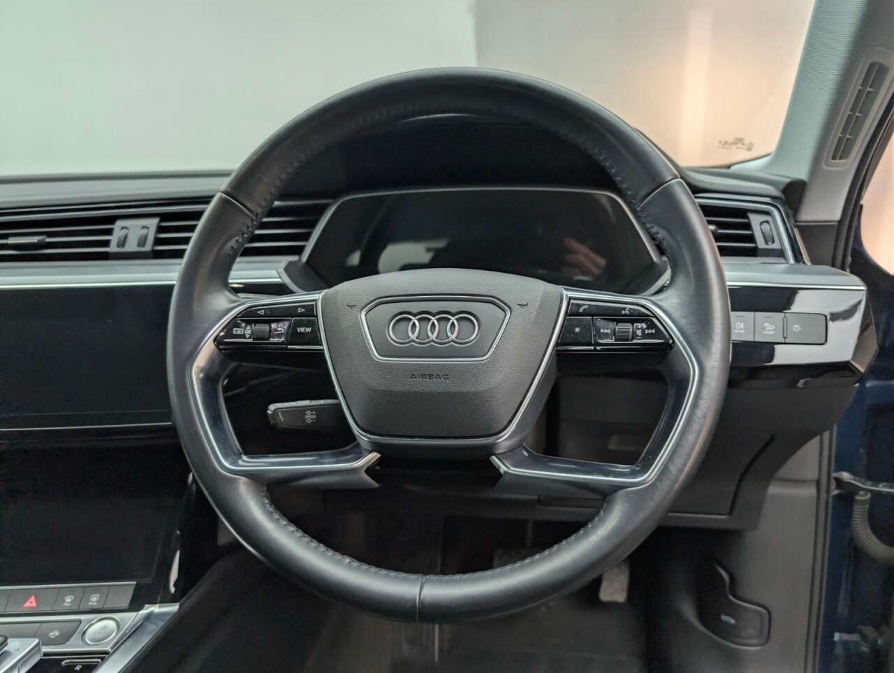 2020 AUDI E-TRON 2020 AUDI E-TRON
