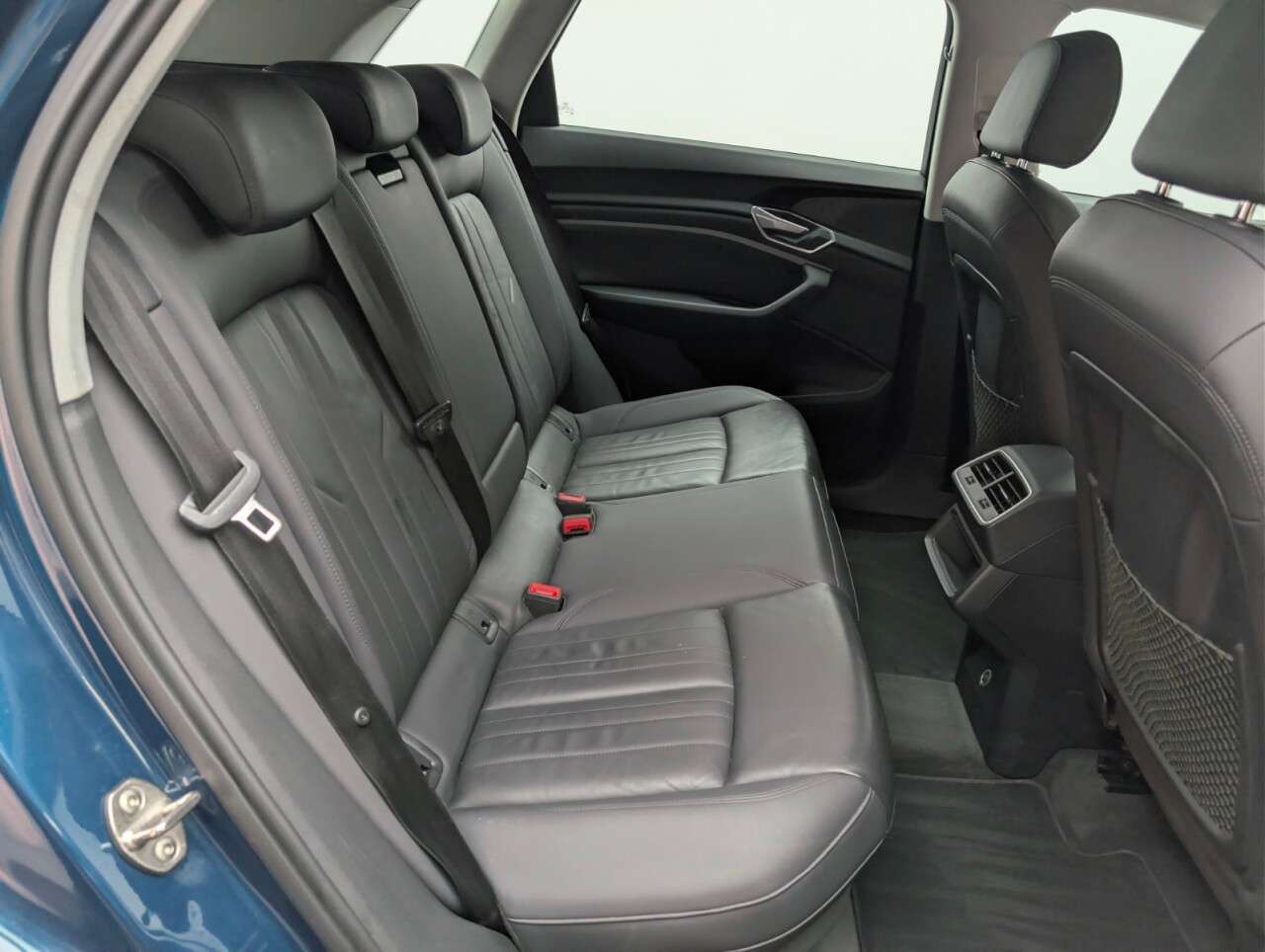 2020 AUDI E-TRON 2020 AUDI E-TRON