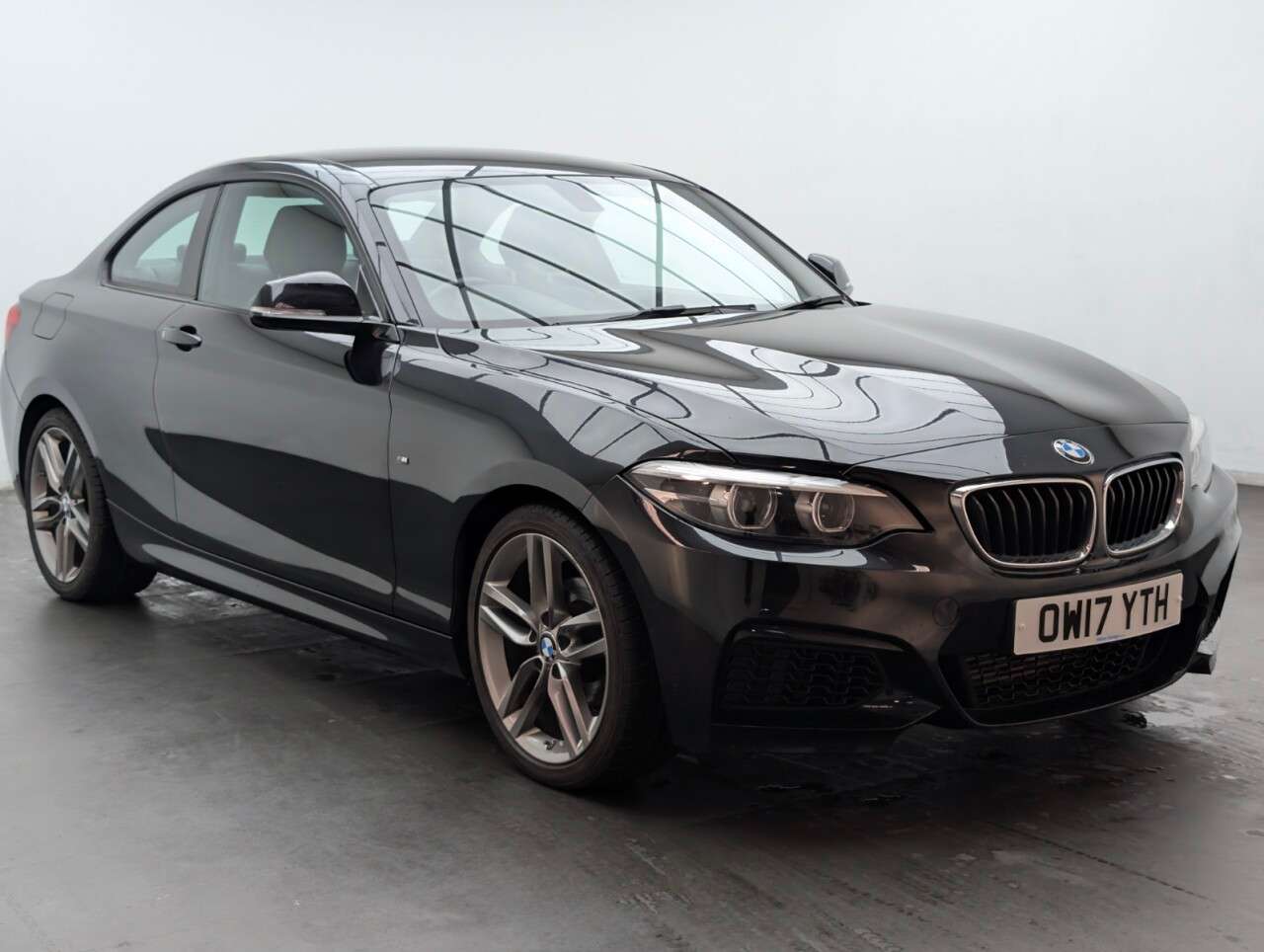 A 2017 BMW 2 SERIES 1.5 218i M Sport Coupe 2dr Petrol Auto Euro 6 (s/s) (136 ps) BLUETOOTH+DAKO A 2017 BMW 2 SERIES 1.5 218i M Sport Coupe 2dr Petrol Auto Euro 6 (s/s) (136 ps) BLUETOOTH+DAKO