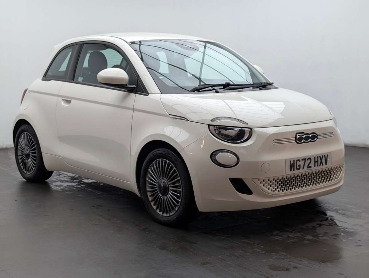 Check out this Fiat 500e 2022 Electric Automatic