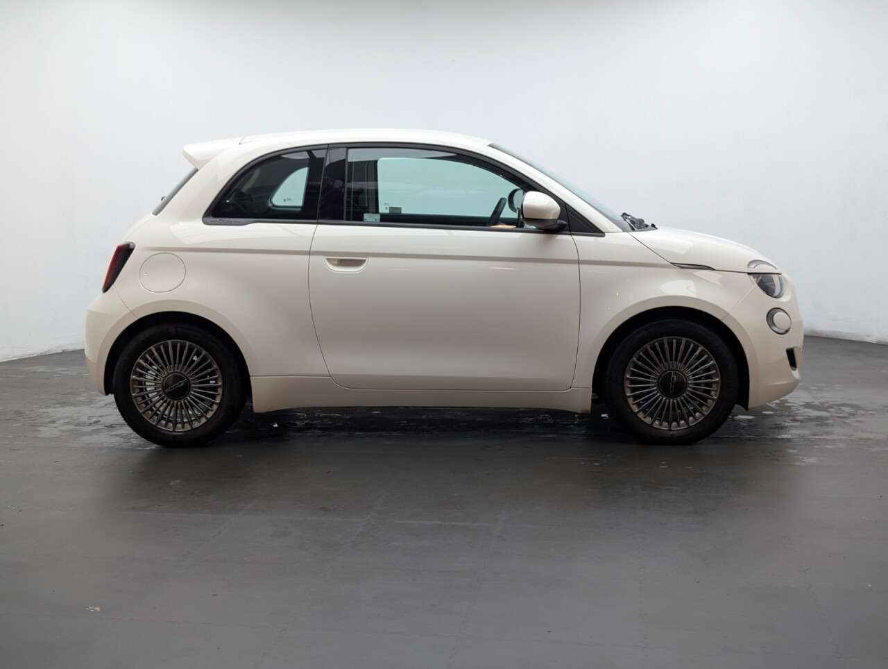 2022 FIAT 500E 2022 FIAT 500E