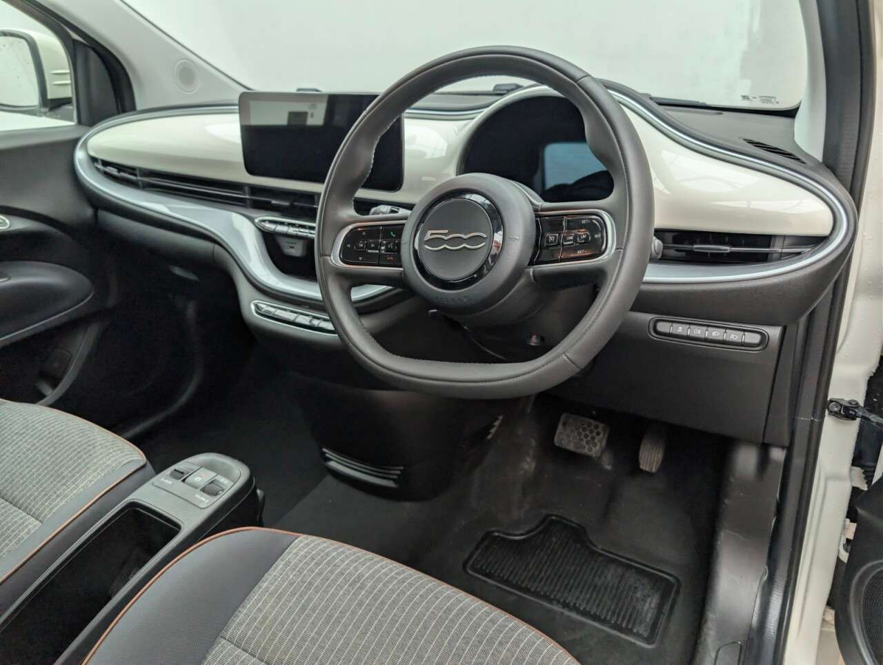 2022 FIAT 500E 2022 FIAT 500E