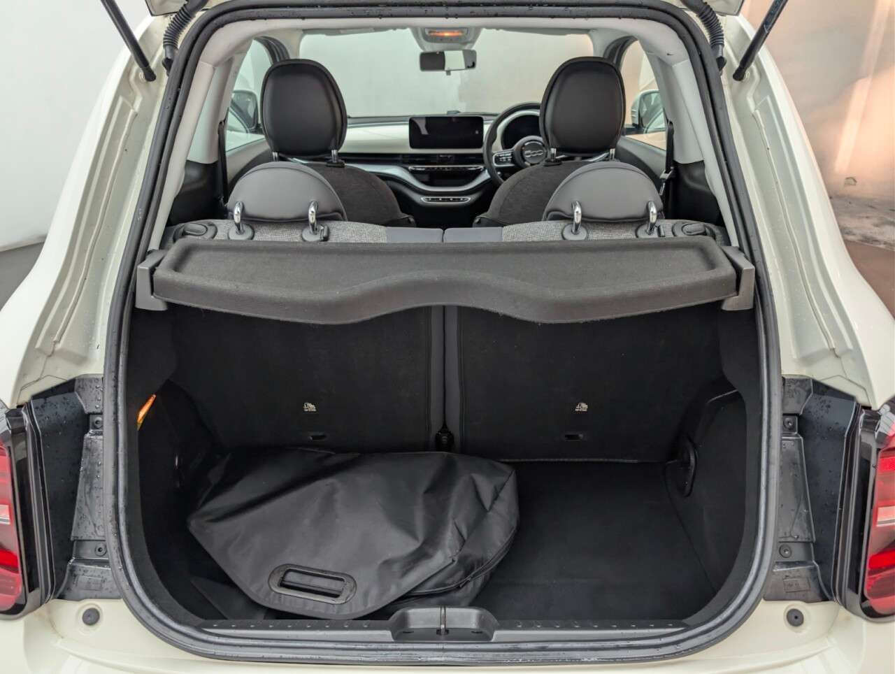 2022 FIAT 500E 2022 FIAT 500E