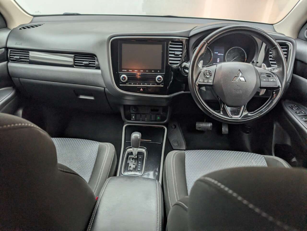 2019 MITSUBISHI OUTLANDER 2019 MITSUBISHI OUTLANDER