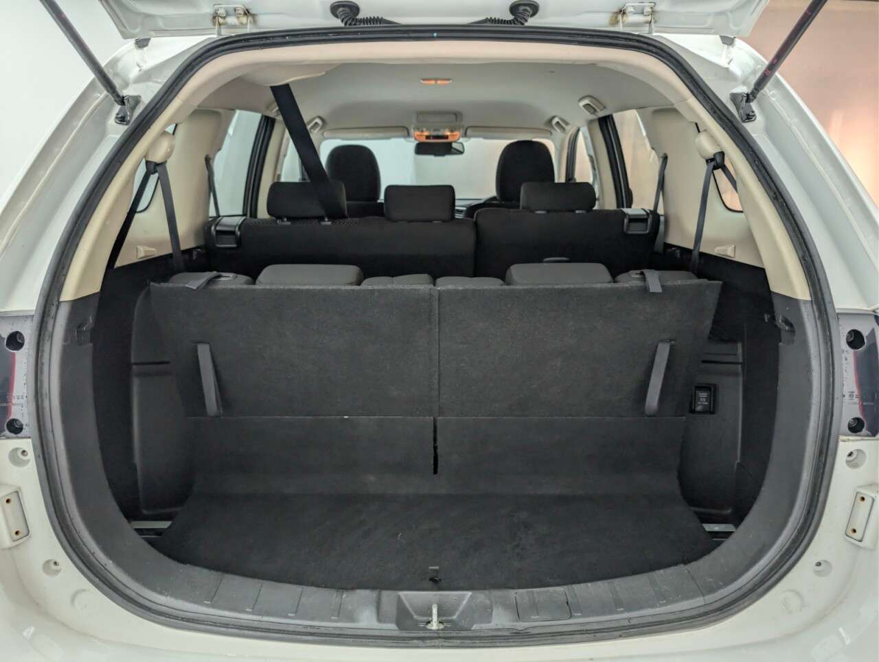 2019 MITSUBISHI OUTLANDER 2019 MITSUBISHI OUTLANDER