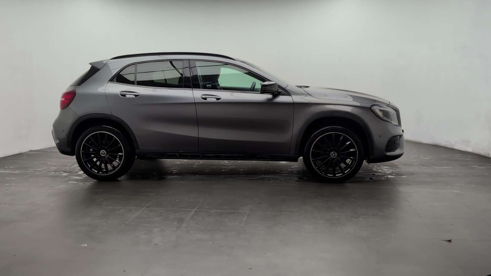 2019 MERCEDES-BENZ 180 2019 MERCEDES-BENZ 180