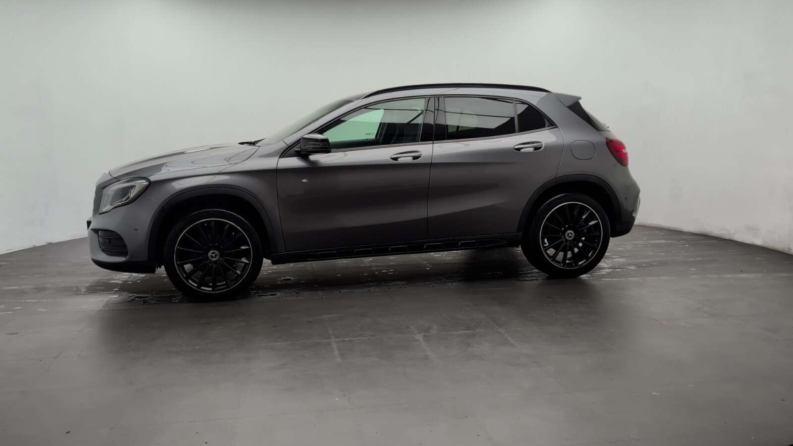 2019 MERCEDES-BENZ 180 2019 MERCEDES-BENZ 180