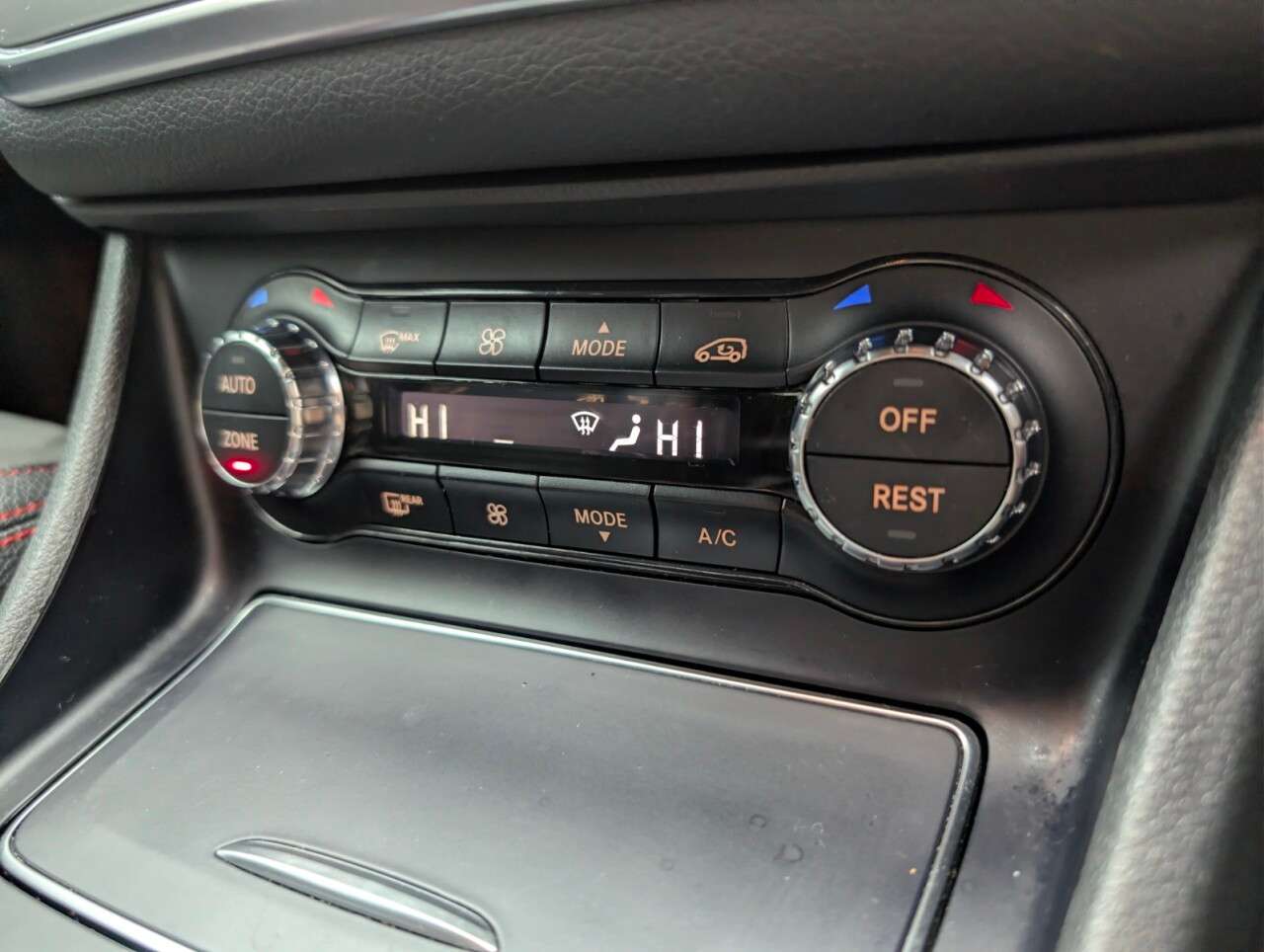 2019 MERCEDES-BENZ 180 2019 MERCEDES-BENZ 180