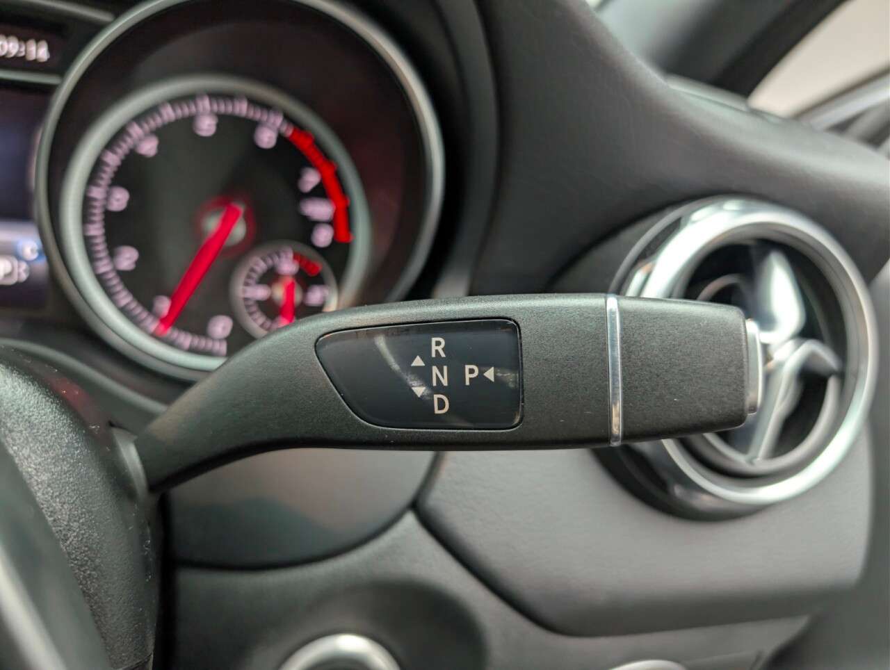 2019 MERCEDES-BENZ 180 2019 MERCEDES-BENZ 180