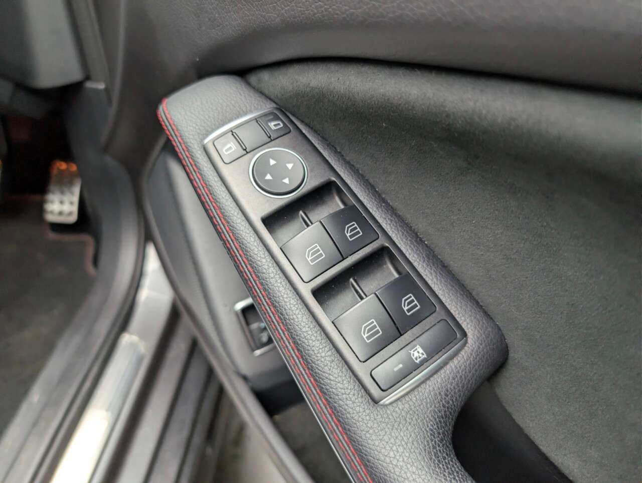 2019 MERCEDES-BENZ 180 2019 MERCEDES-BENZ 180