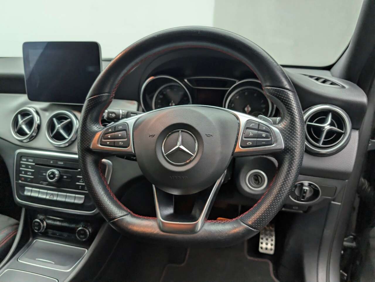 2019 MERCEDES-BENZ 180 2019 MERCEDES-BENZ 180