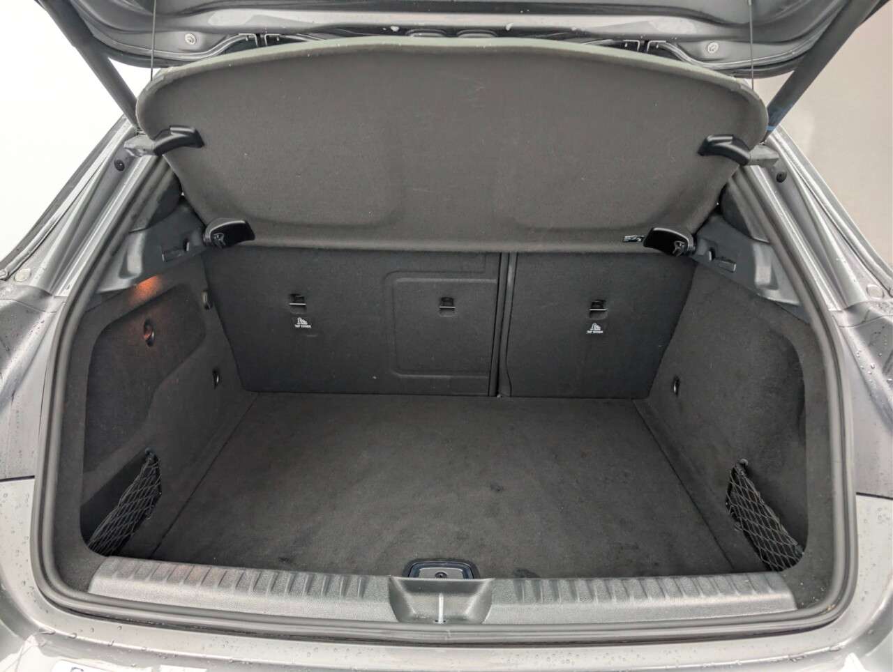 2019 MERCEDES-BENZ 180 2019 MERCEDES-BENZ 180