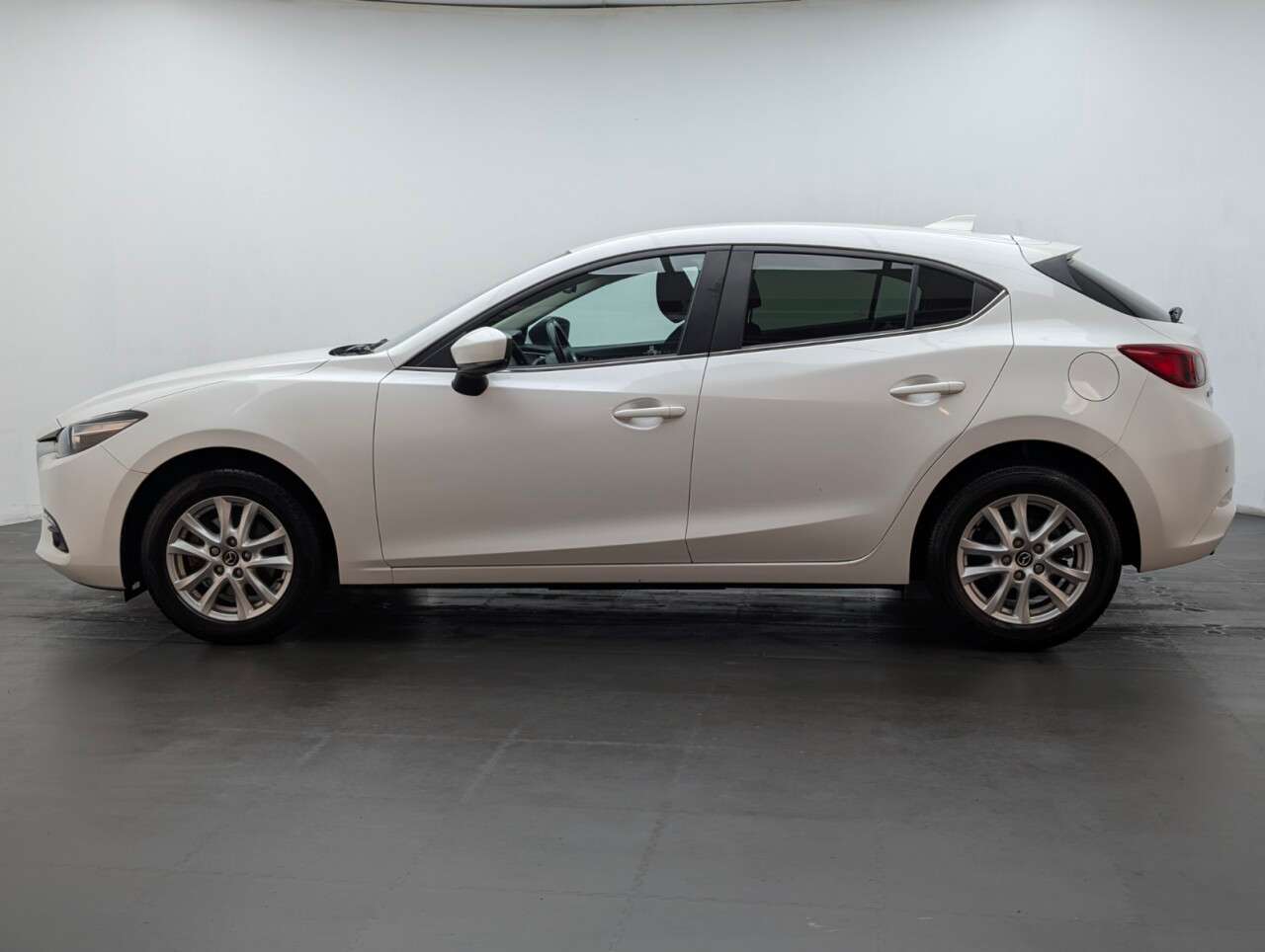 2018 MAZDA MAZDA3 2018 MAZDA MAZDA3