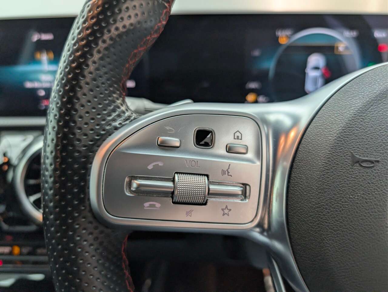 2020 MERCEDES-BENZ A CLASS 2020 MERCEDES-BENZ A CLASS