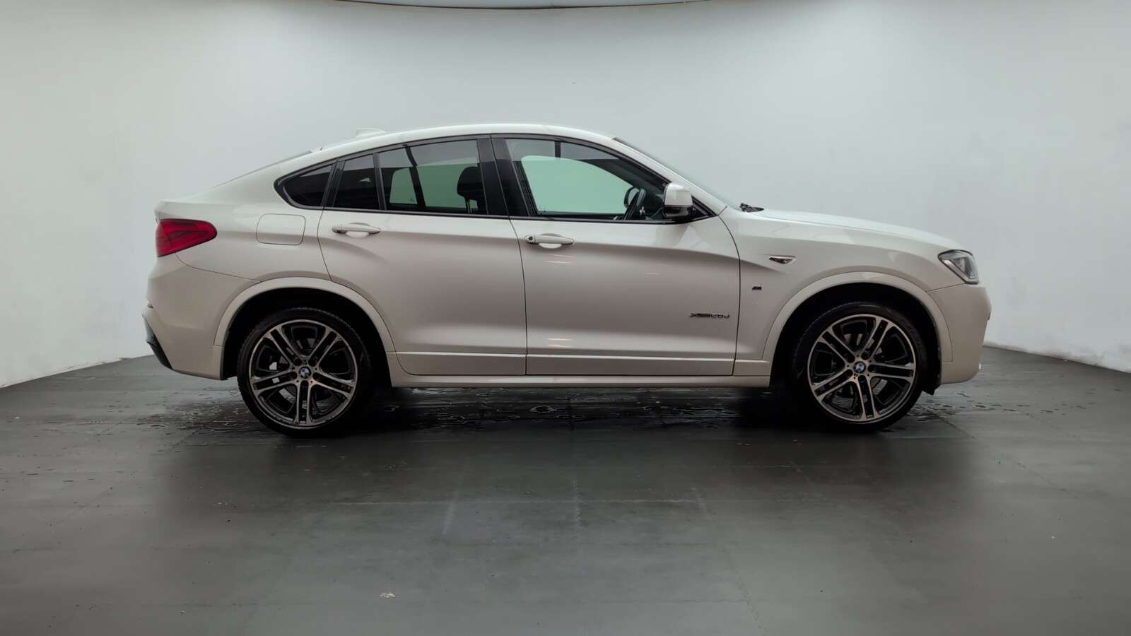2017 BMW X4 2017 BMW X4